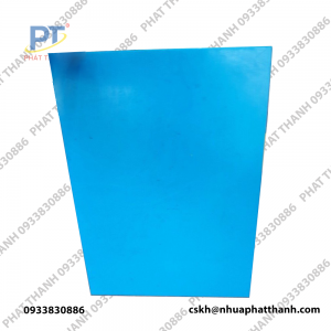 Thớt nhựa màu ( xanh dương 2 mặt) dày 3 cm khổ nhỏ – PTTGD6