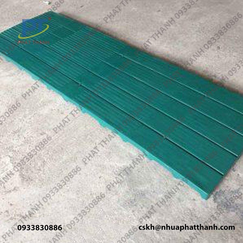 Pallet nhựa lót sàn 1800x600x50 mm màu xanh lá