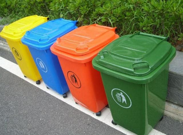 Những ưu điểm của thùng rác nhựa composite