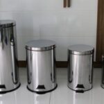 Thùng rác đạp chân inox tiện lợi, bền đẹp