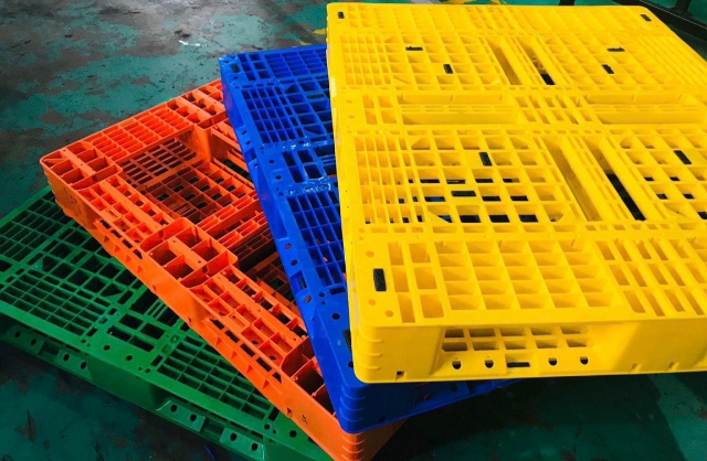 Ưu điểm của việc sử dụng pallet nhựa cũ