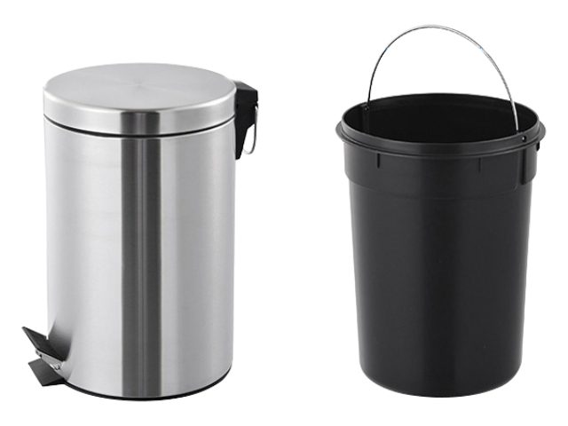 So sánh chi tiết giữa thùng rác nhựa và thùng rác inox