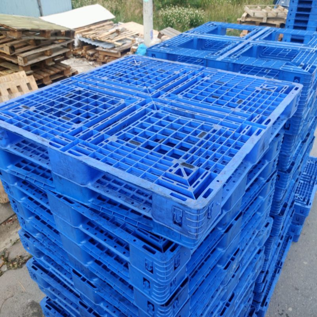 Pallet cũ