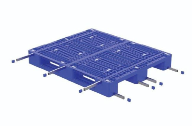 Những ưu điểm vượt trội của pallet nhựa lõi thép