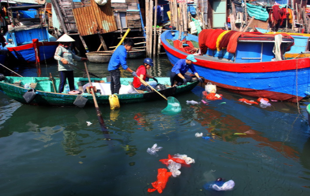 Giải pháp giảm thiểu và xử lý rác thải nhựa trên biển