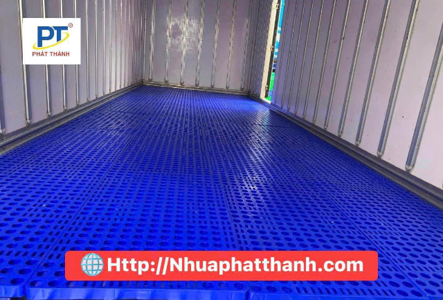 Pallet nhựa lót sàn kho lạnh sở hữu nhiều ưu điểm vượt trội