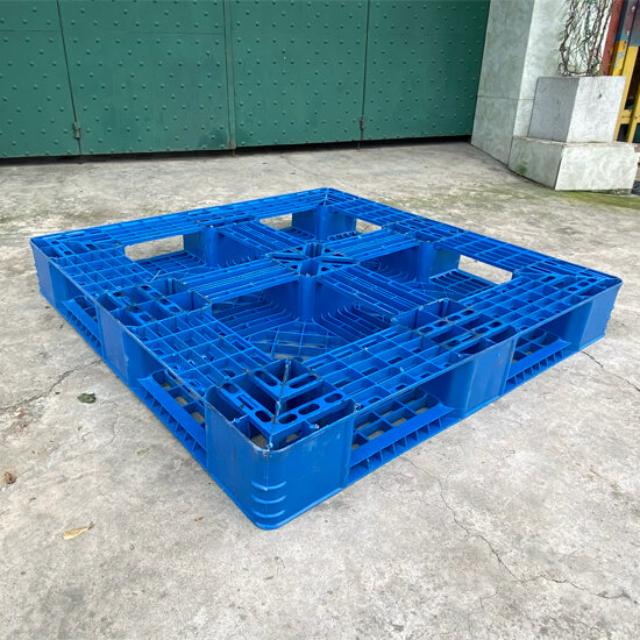Pallet nhựa 1 mặt 1200x800x150mm màu xanh mặt sau