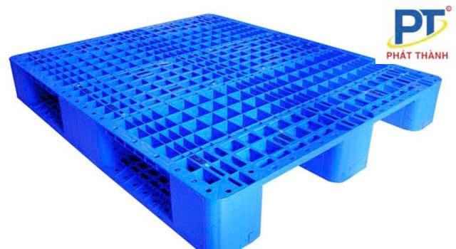 Pallet nhựa mặt hở