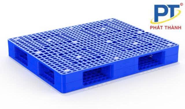 Pallet nhựa mới